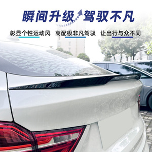 สปอยเลอร์หลังรถยนต์ BMW X4 F26 ปี 2014-2018 ลายคาร์บอนไฟเบอร์ สีดำเงา ABS แบบ Ducktail ชิ้นส่วนตกแต่ง - Product Image 3