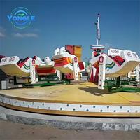 Les enfants jouent au parc d'attractions fantaisie Machine Rides Air Bumps Space Dance Ride