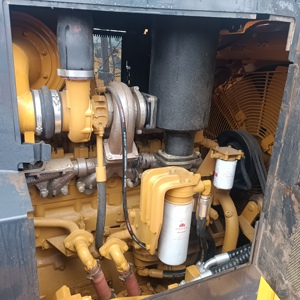 Bulldozer sur chenilles d'occasion Shantui SD32, modèle 2023, 320 CV, fabriqué en Chine, capacité de défrichage de 8 m, idéal pour l'ouverture de terrains montagneux - Product Image 6