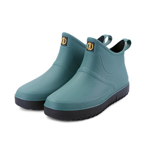 Zapatos <span class=keywords><strong>de</strong></span> lluvia <span class=keywords><strong>de</strong></span> trabajo al aire libre impermeables <span class=keywords><strong>de</strong></span> nuevo diseño <span class=keywords><strong>para</strong></span> hombres y mujeres Botas <span class=keywords><strong>de</strong></span> lluvia <span class=keywords><strong>de</strong></span> tobillo antideslizantes característica desechable - Product Image 5