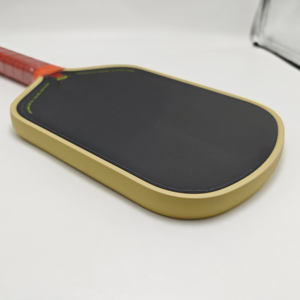 Paleta de Pickleball Bread and Butter Loco, Núcleo de Espuma de Doble Densidad de 16 mm, Híbrida, Alargada, Fibra de Carbono Cruda T700 - Product Image 3