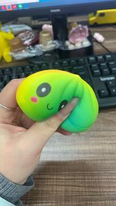 Balle anti-stress sensorielle extensible en forme de dessin animé mignon, en PU, écologique, pour le bureau, en forme de dumpling et de bao bun - Product Image 2