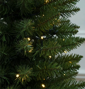 Sapin <span class=keywords><strong>de</strong></span> Noël artificiel étroit sur mesure en gros, sapin <span class=keywords><strong>de</strong></span> Noël artificiel à profil mince avec aiguilles réalistes pour la décoration des fêtes - Product Image 6