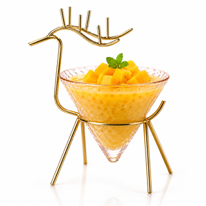 Verres à cocktail créatifs faits à la main de style nordique 200 ml, verres à shot à motif cerf pour les fêtes - Product Image 3