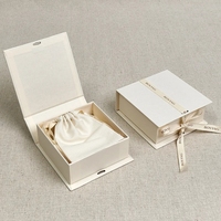 Boîtes d'emballage pliables en carton rigide rose personnalisées en gros avec aimant, boîte cadeau de luxe noire avec ruban, matériaux recyclés