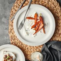 Services de Table Haut de Gamme en Céramique – Assiettes et Bols Nordiques Blancs – Vaisselle de Luxe en Porcelaine