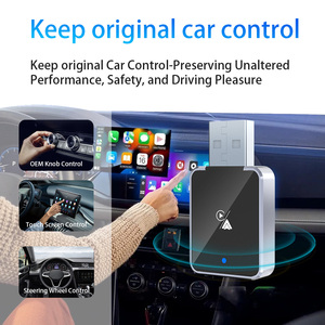 อะแดปเตอร์ CarPlay ไร้สายสำหรับโรงงานแบบมีสายปลั๊กแอนด์เพลย์เชื่อมต่ออัตโนมัติดีไซน์โลหะขนาดเล็กพร้อมสาย USB-A และ USB-C - Product Image 4