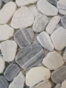 Sliced <strong>Pebble</strong> <strong>Gray</strong> and White Free Style Mosaic for Bathroom Indoor Outdoor Stone Tiles