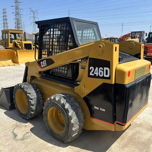 รถตักล้อยาง CAT 246D รุ่นปี 2022 ยี่ห้อ Caterpillar สภาพดี - Product Image 3