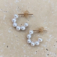 Pendientes Colgantes de Perlas Barrocas Delicadas con Cristal Rojo Cuarzo, Chapados en Oro sobre Plata de Ley, Joyería de Boda para Mujer, Resistentes al Deslustre