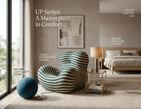 Fauteuil rayé UP5 de designer emblématique avec pouf boule, chaise longue de luxe Big Mama Donna pour projets d'intérieur haut de gamme