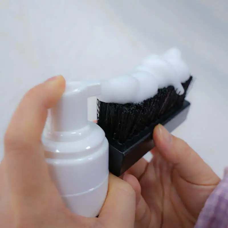 Factory OEM Easy to handle White dense foam Sneaker Shoe Cleaning Single bottles Mesh Sport Sneaker Cleaner