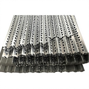 Angles en <span class=keywords><strong>acier</strong></span> galvanisé perforés pour la construction de supports <span class=keywords><strong>d</strong></span>'étagères - Product Image 4