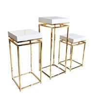 Support à gâteau de mariage avec cadre géométrique en métal, décoration de table de desserts, centres de table de mariage, décoration de mariage