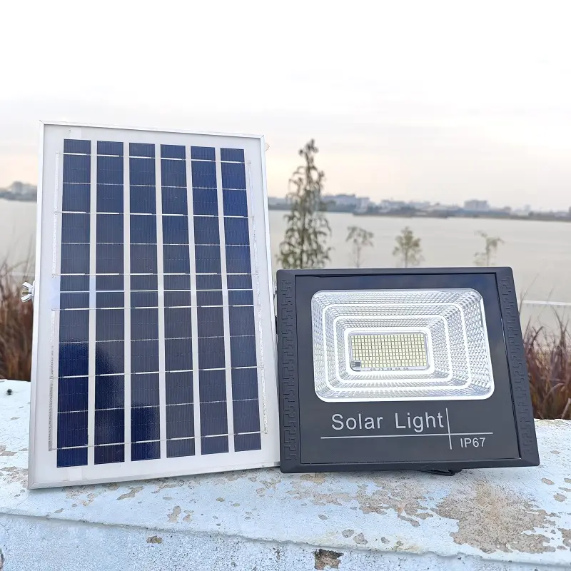 مصابيح خارجية تعمل بالطاقة الشمسية بقوة 100 واط قابلة للتعديل ومزودة بلوحة طاقة شمسية مقاومة للماء ومعالج IP67 مصباح إسقاط بالطاقة الشمسية