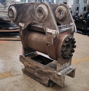 Hot Design europeo <span class=keywords><strong>Takeuchi</strong></span> Powertilt attacco rapido M01 M03 M08 M10 M12 per 2.5-5 Ton escavatori rotativi di 180 grado di inclinazione 2800nm - Product Image 2