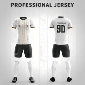 Custom voetbaltenue voor heren, volledige set, 100% polyester, ademend, korte mouwen, Mbappe-stijl - Product Image 6