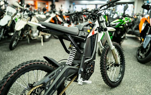 Moto tout-terrain électrique Zero XB robuste, moteur à couple élevé, longue autonomie, pour la conduite sur sentier - Product Image 6