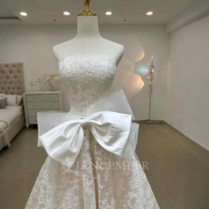 Robe de mariée florale en dentelle sans bretelles, coupe trapèze, avec nœud en satin, style bohème Lsjj36 - Product Image 4