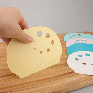 Raspador de <span class=keywords><strong>polvo</strong></span> de intestino PP cortado <span class=keywords><strong>para</strong></span> <span class=keywords><strong>hornear</strong></span> con escamas dobles - Product Image 2