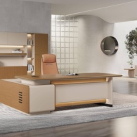 Bureau de direction moderne, bureau de patron de luxe, bureau en bois en forme de L, mobilier de bureau moderne, bureau de directeur, bureau de PDG