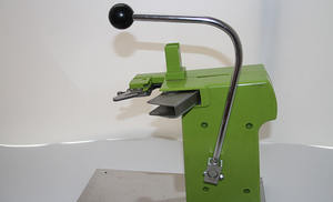 Single Manual 711 Heavy-Duty Meat Product Clipper Labor-Saving Beverage Making <b>Machine</b> with Good Stable Food Standard Packing - Product Image 4