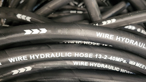 Blince High Temperature High Hose SAE100 R1 R2 Steel Wire Reinforced <b>Hot</b> Sale Excavator High Hydraulic Hose - Product Image 1
