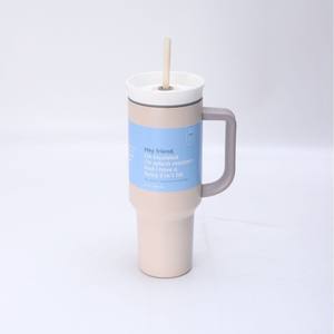 Nouveau pour 40oz poignée en acier inoxydable gobelet classique isolé sous vide 6-12 heures Performance <span class=keywords><strong>thermique</strong></span> paille emballage personnalisé <span class=keywords><strong>voiture</strong></span> - Product Image 6