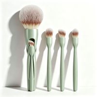 Ensemble de pinceaux de maquillage magnétiques portables 4 en 1, pinceaux cosmétiques compacts de voyage pour l'application de fard à joues, de poudre, de fard à paupières et de correcteur