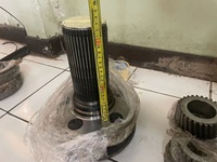 SINOTRUK TRANSMISSION Arbre de sortie Ensemble de porte-engrenage planétaire planétaire 1316232039 1316 232 039