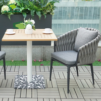 Kit de base de table en acier de forme carrée au design exclusif avec plateau en terrazzo pour usage commercial, restauration, banquets et restaurants Horeca