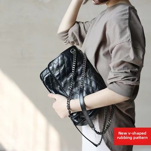 Sac messager en cuir huilé rétro Yangshulin de haute qualité pour femme, nouveau sac à chaîne en cuir véritable Niki, sac à main de luxe de créateur - Product Image 4