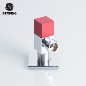 วาล์วทองเหลืองอเนกประสงค์สำหรับห้องครัว ห้องน้ำ และโถชำระล้าง - Product Image 1