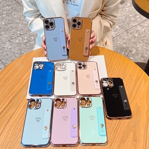 Funda Protectora para Teléfono con Correa de Muñeca y Diseño de Corazón, para iPhone 17 Air 16 15 14 13 Pro Max 11 12Pro XR XS Max, Antigolpes, Suave - Product Image 1
