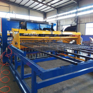 Machine à souder les mailles en béton pour structures préfabriquées et renforcées - Product Image 1