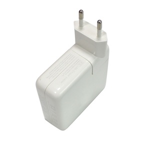 <span class=keywords><strong>Chargeur</strong></span> pour ordinateur portable USB-C 61W pour <span class=keywords><strong>MacBook</strong></span> <span class=keywords><strong>Air</strong></span>/Pro Adaptateur secteur à charge rapide Port Type-C Compatible /iPad OTP OVP - Product Image 3