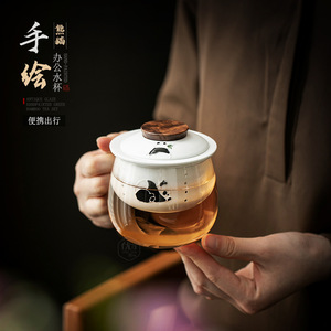 Tasse en verre avec filtre à thé Panda, peinte à la main, pour le bureau et le thé de l'après-midi - Product Image 4