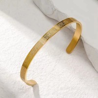 Bracelet ajustable en acier inoxydable plaqué or 2025, motif sculpté, pour femme – Idéal comme cadeau