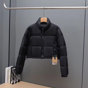 Veste d'hiver en duvet de haute qualité pour femmes, veste matelassée en coton pour femmes, veste classique en coton du nord pour femmes - Product Image 1