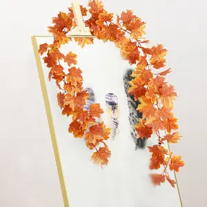 秋のガーランドメープルリーフぶら下げつるガーランド人工秋の葉ガーランド装飾家の結婚式の暖炉パーティークリスマス