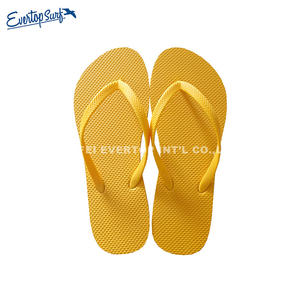 Zapatillas de verano populares de calidad garantizada, chanclas de estilo nuevo para interiores con logotipo personalizado - Product Image 3