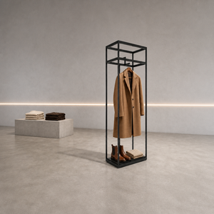 Présentoir autoportant en tube carré pour vêtements avec barre de suspension et plateau de base pour boutique, showroom et présentation en magasin - Product Image 1