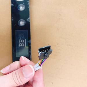 Panel de Control para Aire Acondicionado Hisense Kelon 1436104, Panel de Visualización para Unidad Interior de Pared, Número de Pieza 1020208 - Product Image 3