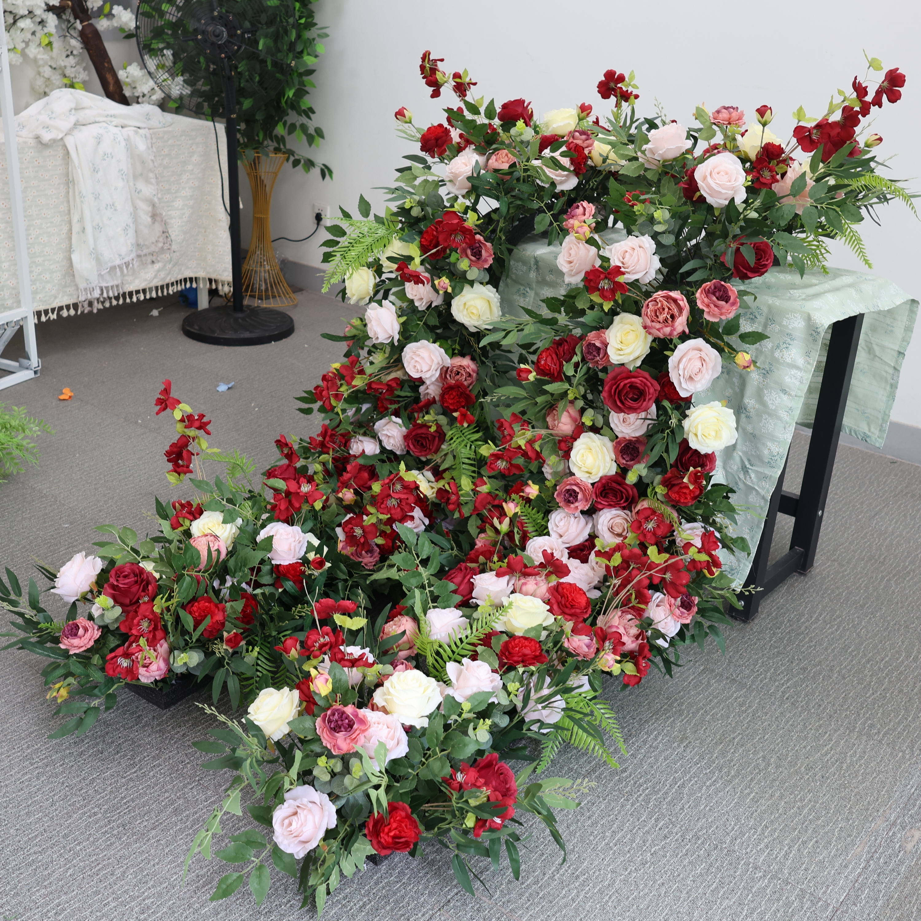 Rosso, rosa, bianco, verde 2 pezzi