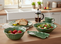 Service de table en céramique vert foncé à motifs floraux - Vaisselle sur le thème de la forêt, bols à soupe et assiettes élégants pour un usage quotidien à la maison