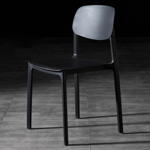 Venta directa Sillas de plástico nórdico gris para restaurante Hotel Villa Sala de estar Comedor Eventos al aire libre Diseño minimalista - Product Image 2
