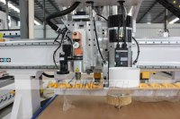 Routeur CNC multifonctionnel 1325 avec 12 changeurs d'outils automatiques linéaires et caméra CCD pour la sculpture sur bois 3D – Prix usine, machine industrielle