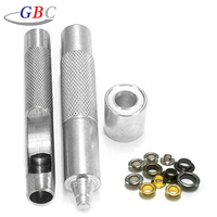 Outil manuel de presse pour œillets et grommets en acier GBC personnalisé avec une construction robuste et une garantie d'un an pour l'utilisation dans les vêtements