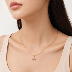 Collier pendentif croix orné en acier inoxydable avec zircone, plaqué or 18 carats sous vide, chaîne réglable, tons or et argent - Product Image 5
