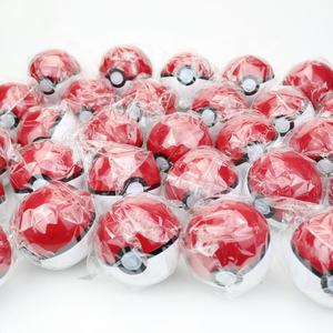 <span class=keywords><strong>Pokeball</strong></span> en PVC de 7 cm de diamètre pour la décoration de gâteaux de figurines d'anime, accessoires pour monstres Pokémon - Product Image 1